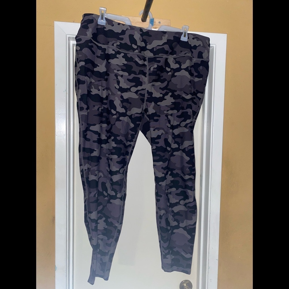 Torrid gray camp leggings
